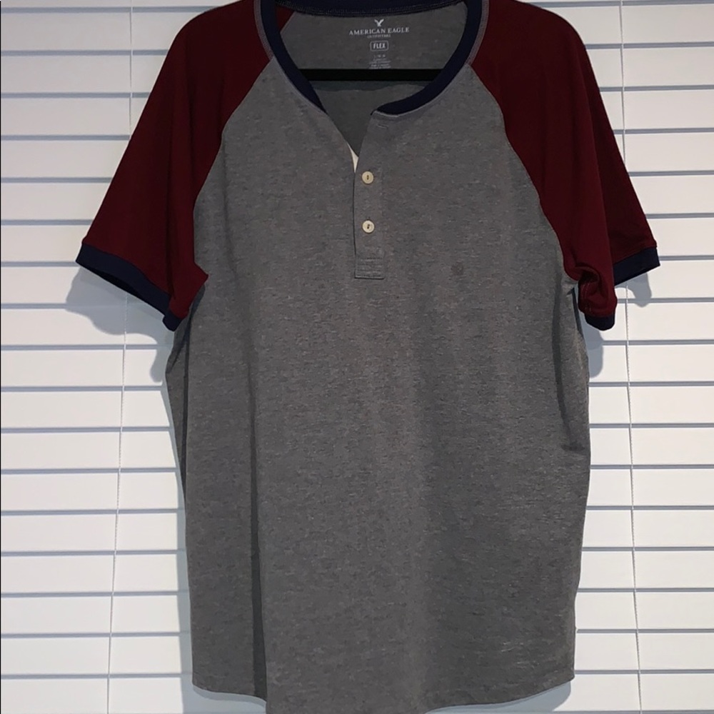 American Eagle t-shirt